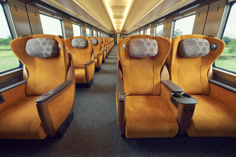 スペーシアXプレミアムシート　提供元：東武鉄道