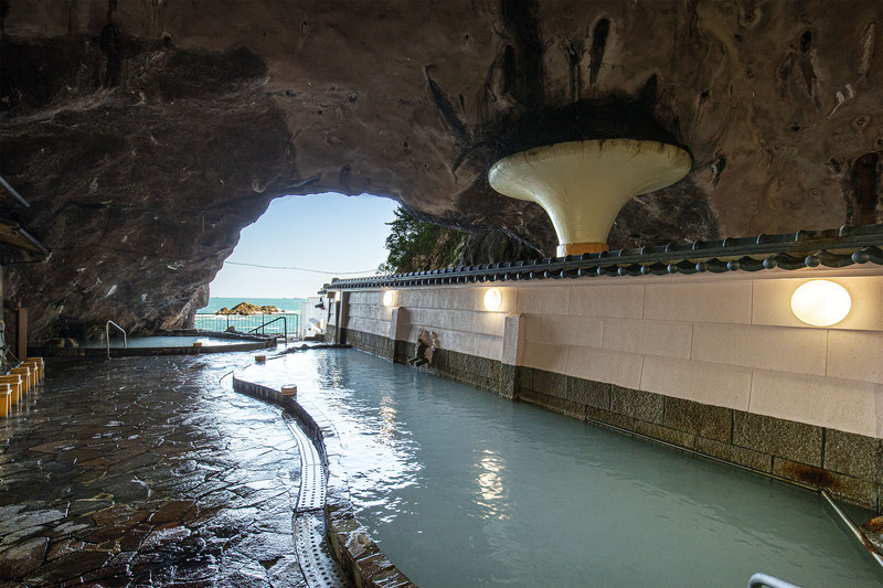 ホテル浦島　忘帰洞　提供元：ホテル浦島チェーン大阪営業所