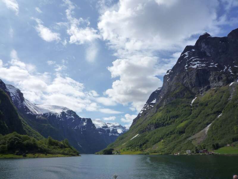 ソグネフィヨルド（イメージ）　提供：クオニイツムラーレジャパン