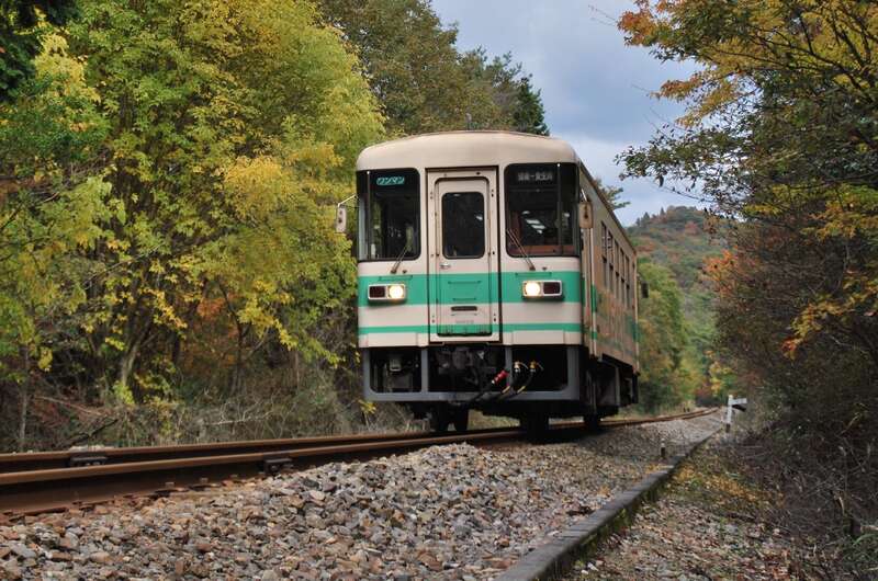 信楽高原鐡道　イメージ　提供元	信楽高原鐡道(株) 