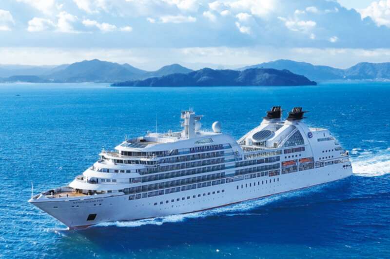 三井オーシャンフジ船体　 提供元：商船三井クルーズ(株)